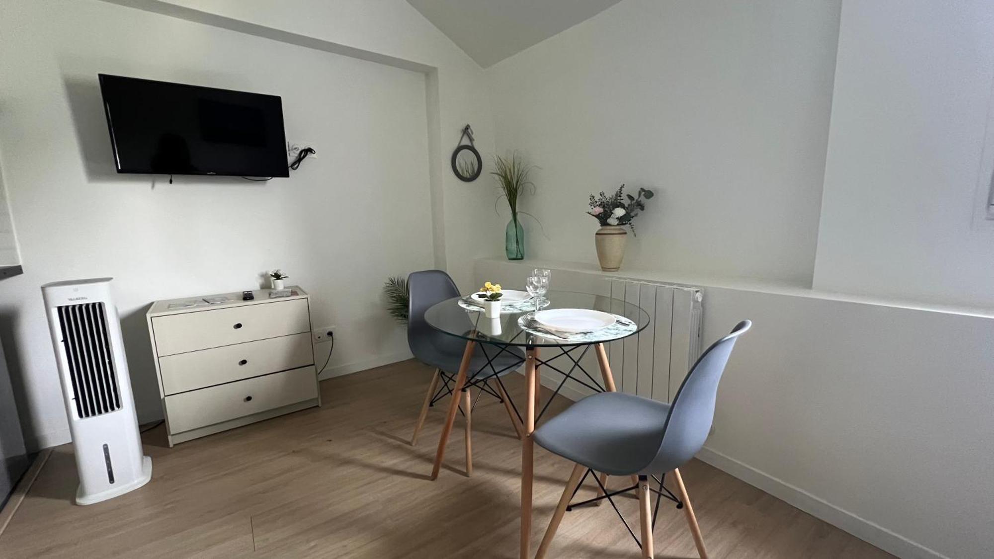 Studios Cozy 2A4 Pers Avec Jardin I Proche Futuroscope Châtellerault المظهر الخارجي الصورة